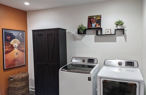 Martindale-Brightwood House | Cozy Clean Boho Bungalow for All-Star Weekend. 15 minutes from downtown.