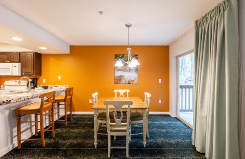 Elk Point Condo | Cozy Club Wyndham South Shore, 1 Bedroom Deluxe Suite