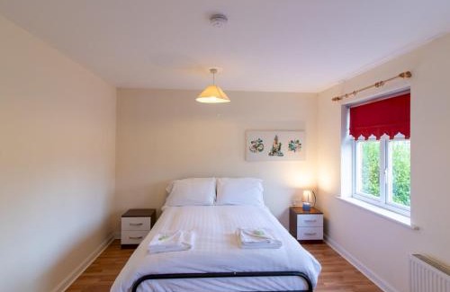 North Shields House | Cozy Coastal 3-Bedroom Home in North Shields - PTK
