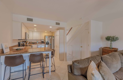 Pensacola Beach House | Cozy Coastal Beach Villa