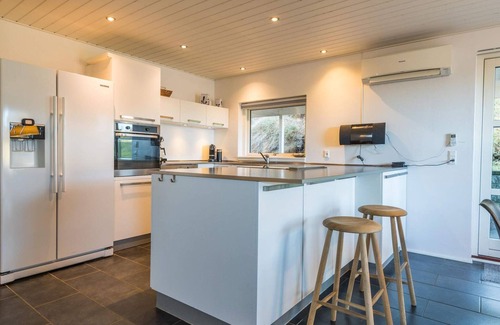 Rindby Strand House | Cozy Coastal Retreat in Fano-By Traum