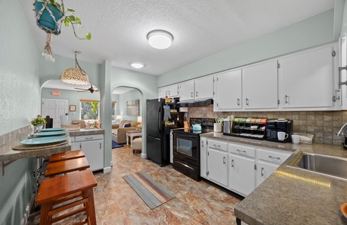 Cocoa Beach Cottage | Cozy Cocoa Beach 3BR 2BA | Pet Friendly | Fire Pit