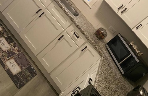 Lancaster House | Cozy Comfort 3 Bedroom Townhouse