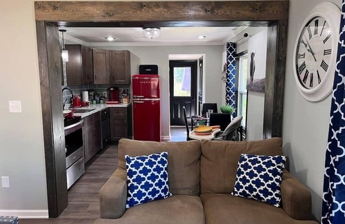 Statesville House | Cozy & Comfy Remodeled Home