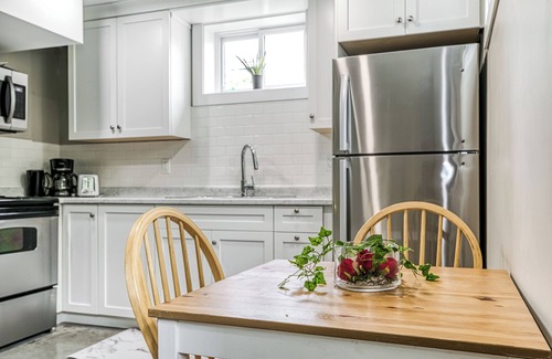 Sudbury Apartment | Cozy Comfy Studio