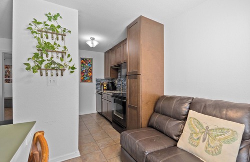 Lake Cherokee Condo | Cozy condo in vibrant Orlando