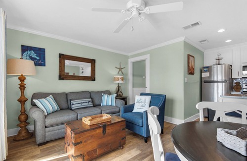 Avalon Beach Estates Condo | Cozy Condo that sleeps 6, with Gulf Views in Miramar Beach