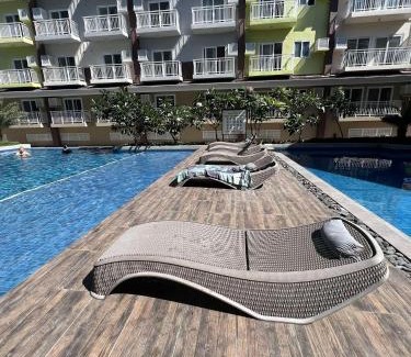 Mactan Export Processing Zone Apartment | Cozy & Convenient 1-Bedroom Condo 3 mins Away from the Airport