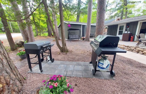 Solon Springs Cottage | Cozy Cottage: A Lakeside Nook of Comfort and Charm