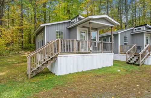 Queensbury Cottage | Cozy Cottage at Lake George Campsites!