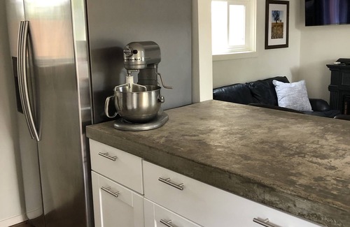 Boyes Hot Springs Cottage | Cozy cottage for two in the wine country