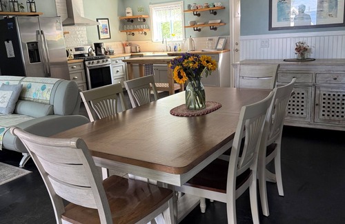 Northport House | Cozy Cottage in Bayside, Maine – Serene Water Views & Coastal Charm Year Round