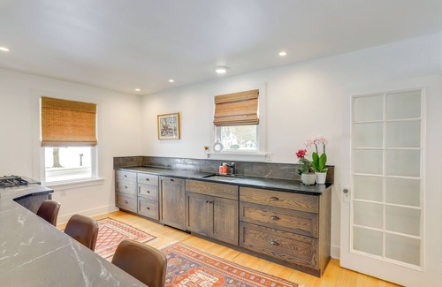 Milan House | Cozy Cottage in Historic Village: Near Cedar Point