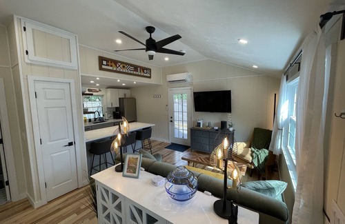 Provincetown Cottage | Cozy Cottage in the East End