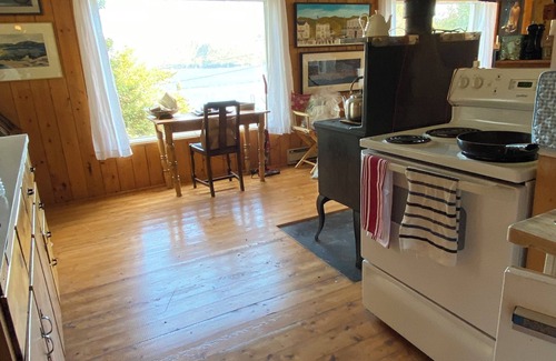 Woody Point House | Cozy cottage in the heart of Woody Point with ocean views of Gros Morne!