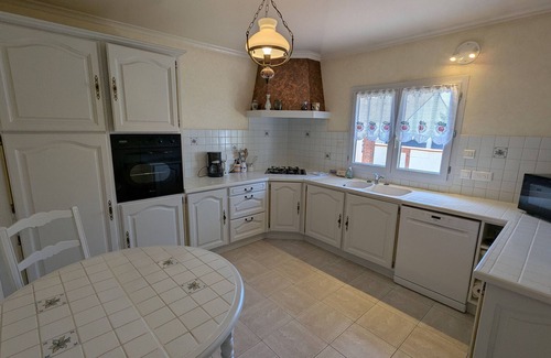 Villemandeur Cottage | Cozy cottage in Villemandeur with garden near Montargis