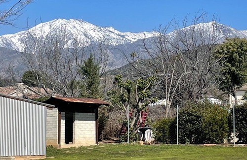 Yucaipa Cottage | Cozy Cottage near historic uptown Yucaipa CA,