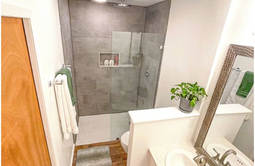 North by Northwest House | ☼Cozy Cottage on 2nd☼