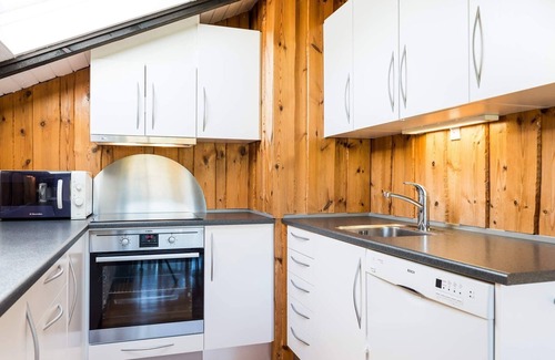 Blavand House | Cozy Cottage Retreat in Blavand-By Traum