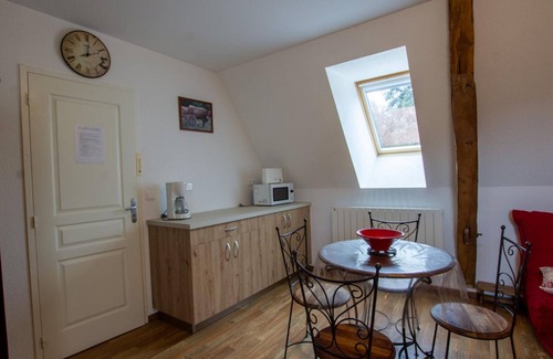 Carlux Apartment | Cozy Cottage with Garden, A/C, Near Dordogne River, Perfect for Sightseeing and Outdoor Activities