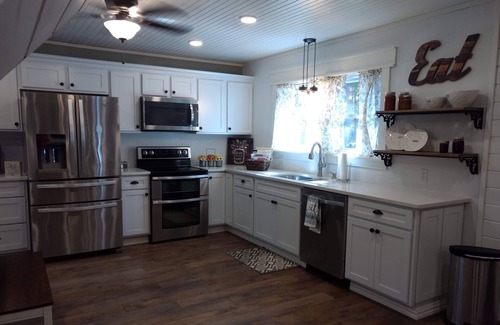 Royal Cottage | Cozy Country Cottage - Minutes From Lake Ouachita