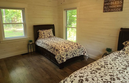 Royal Cottage | Cozy Country Cottage - Minutes From Lake Ouachita