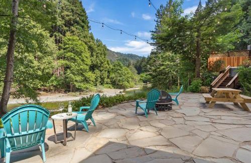 Cazadero House | Cozy Creek Cabin - On Austin Creek Hot Tub - Dog Friendly - BBQ Grill - Fast WiFi