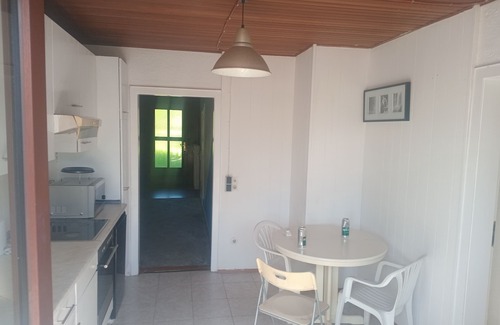 Buchholz in der Nordheide Apartment | Cozy 2-Bed Apartment in Buchholz. Ideal for work &Families.Free Parking & wifi