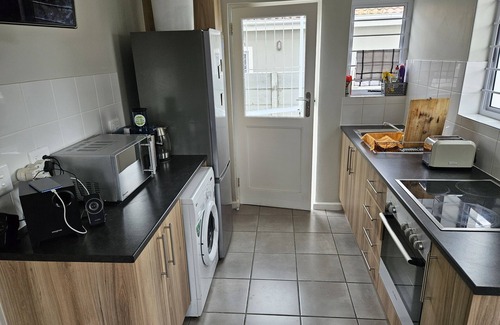 Cape Town Apartment | Cozy De Hawking