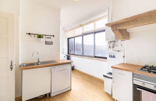 Sao Jose Apartment | Cozy Downtown Avenue 2D by Central Hill