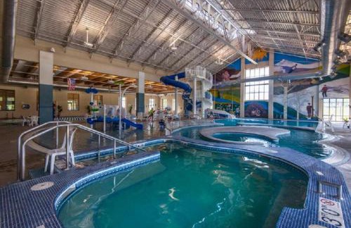 Winter Park Apartment | Cozy Downtown Condo with Jacuzzi 5 Min to Resort