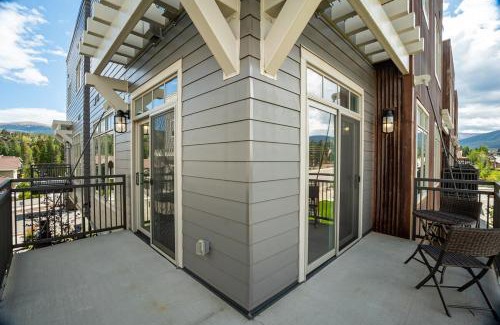 Winter Park Apartment | Cozy Downtown Condo with Jacuzzi 5 Min to Resort