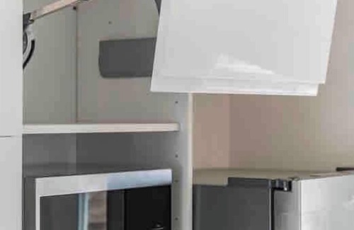 West Campus Apartment | Cozy Downtown Studio - near UT