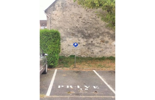 Roissy-en-France Apartment | Cozy DUPLEX at Roissy Paris CDG