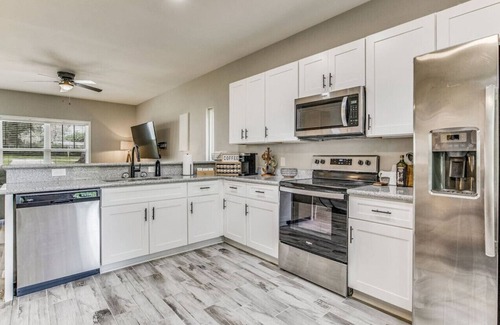 Southeast Pensacola House | Cozy East Hill Convenience