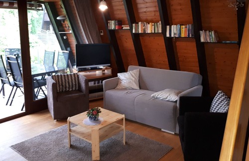 Blankenheim House | Cozy Eifel holiday home in a beautiful holiday village near Lake Freilingen