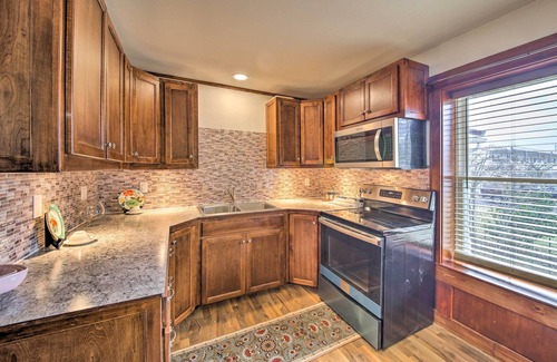 Ellsworth House | Cozy Ellsworth Home w/Yard, 15 Mi to Acadia!