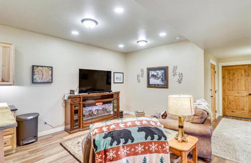 Eureka House | Cozy Eureka Getaway - Hike, Bike, Hunt and Fish!
