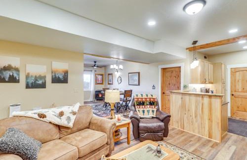 Eureka House | Cozy Eureka Getaway - Hike, Bike, Hunt and Fish!