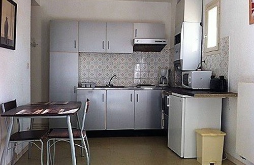 Amelie-les-Bains-Palalda Apartment | Cozy F2 Apartment with Terrace & Parking, Pet-Friendly in Amélie-les-Bains