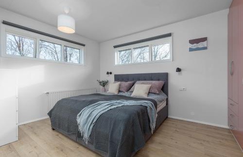 Hafnarfjordur House | Cozy Family Holiday Home