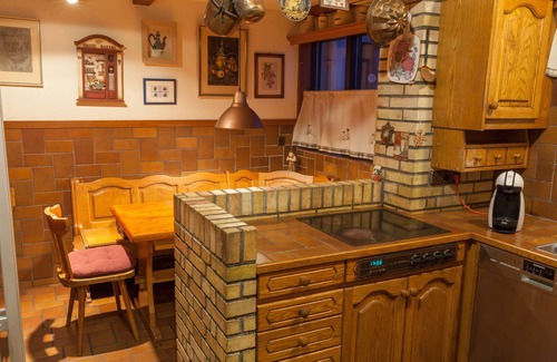 Laugardalur House | Cozy family home in Central Reykjavik - Quiet residential area - Child friendly