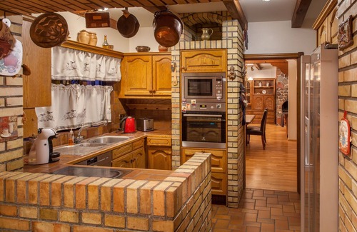 Laugardalur House | Cozy family home in Central Reykjavik - Quiet residential area - Child friendly