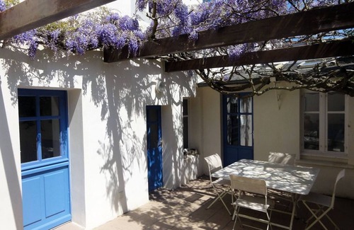 Sauzon House | Cozy Family Home in the Heart of Sauzon, Steps from the Harbor