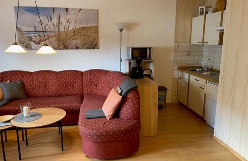 Nordseebad Burhave Apartment | Cozy feel-good oasis for a perfect time-out + pool + sauna + beach within walking distance