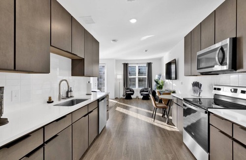 Avondale Apartment | Cozy Flat w/Pool, Gym, & Stunning City Views