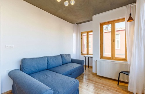 Istanbul City Center Apartment | Cozy Flat w Terrace 5 min to Red Church in Fatih