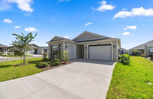 Sumter County House | Cozy Gem near Eastport With Golf Cart