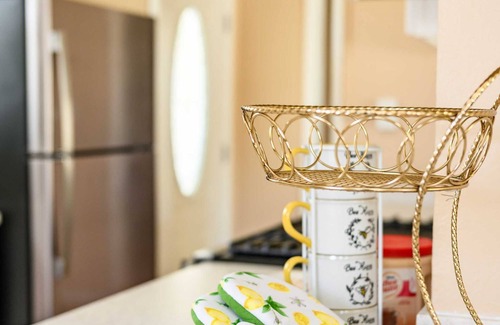 Upland House | Cozy Getaway Bright Clean Fully Equipped