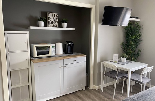 Courtenay Condo | Cozy getaway for 2 @ Mt Washington